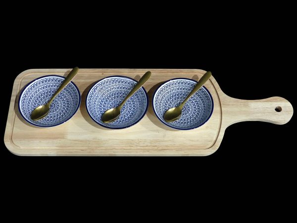 BRD 3 RND BOWLS BLUE CRISS CROSS 3 SPOONS