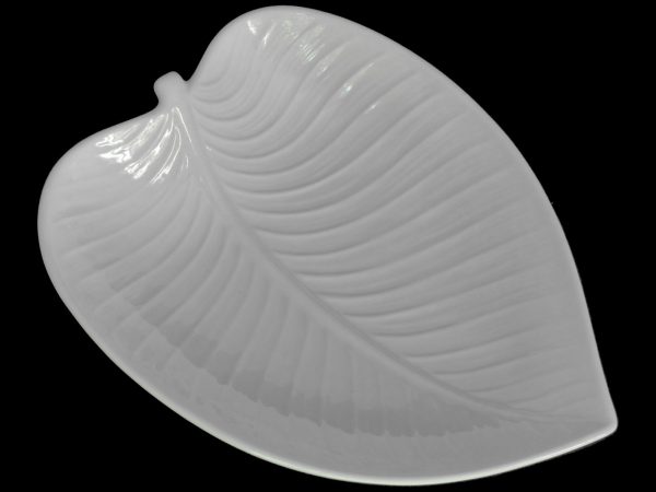 LEAF SHAPED BOWL  WHITE 32X25.5X5