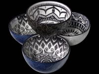 BOWLS SET 4 BLK & WH ADD DESGINGS 12X6
