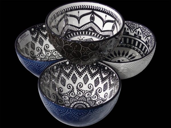 BOWLS SET 4 BLK & WH ADD DESGINGS 12X6