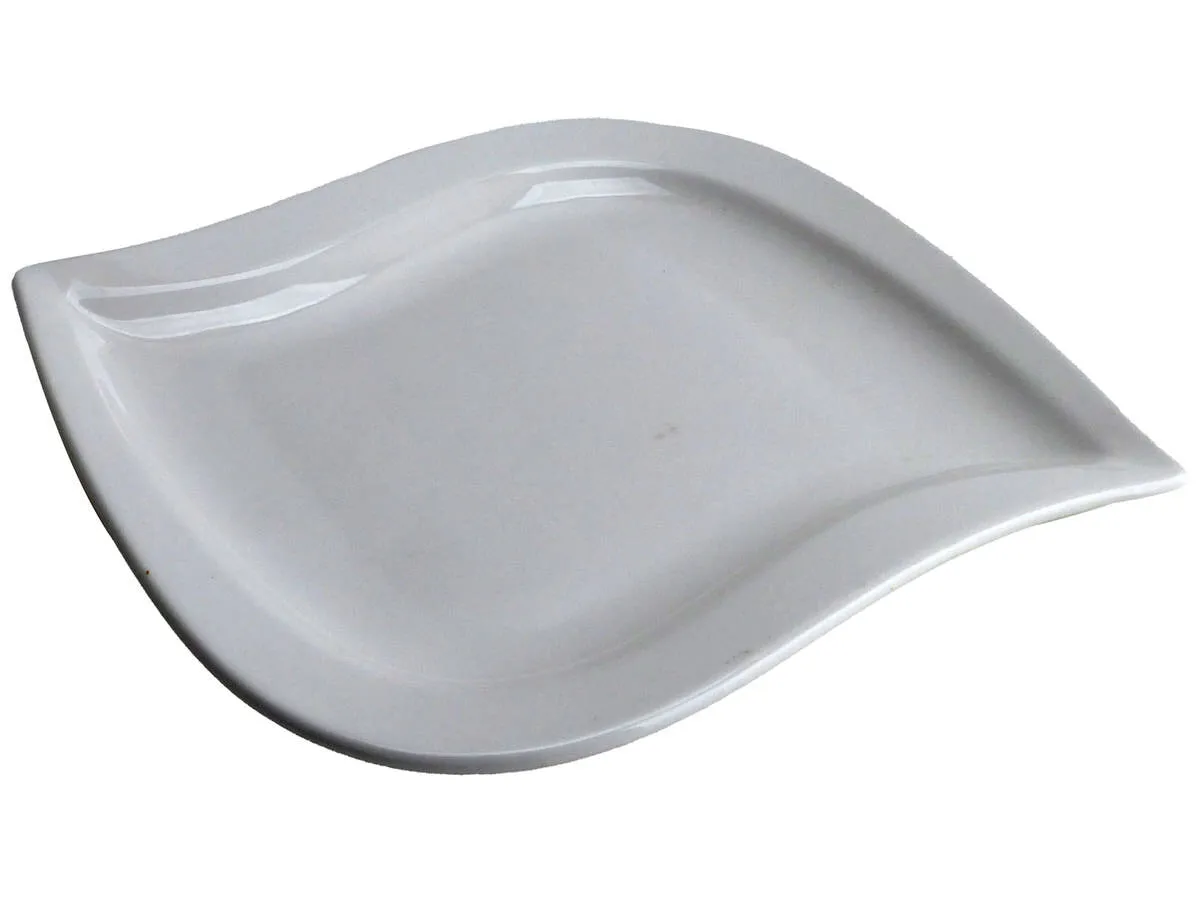 Elegant Wavy Square Porcelain Dinner Plate - Premium White Serveware Dish for Modern Dining 27.5X25X2