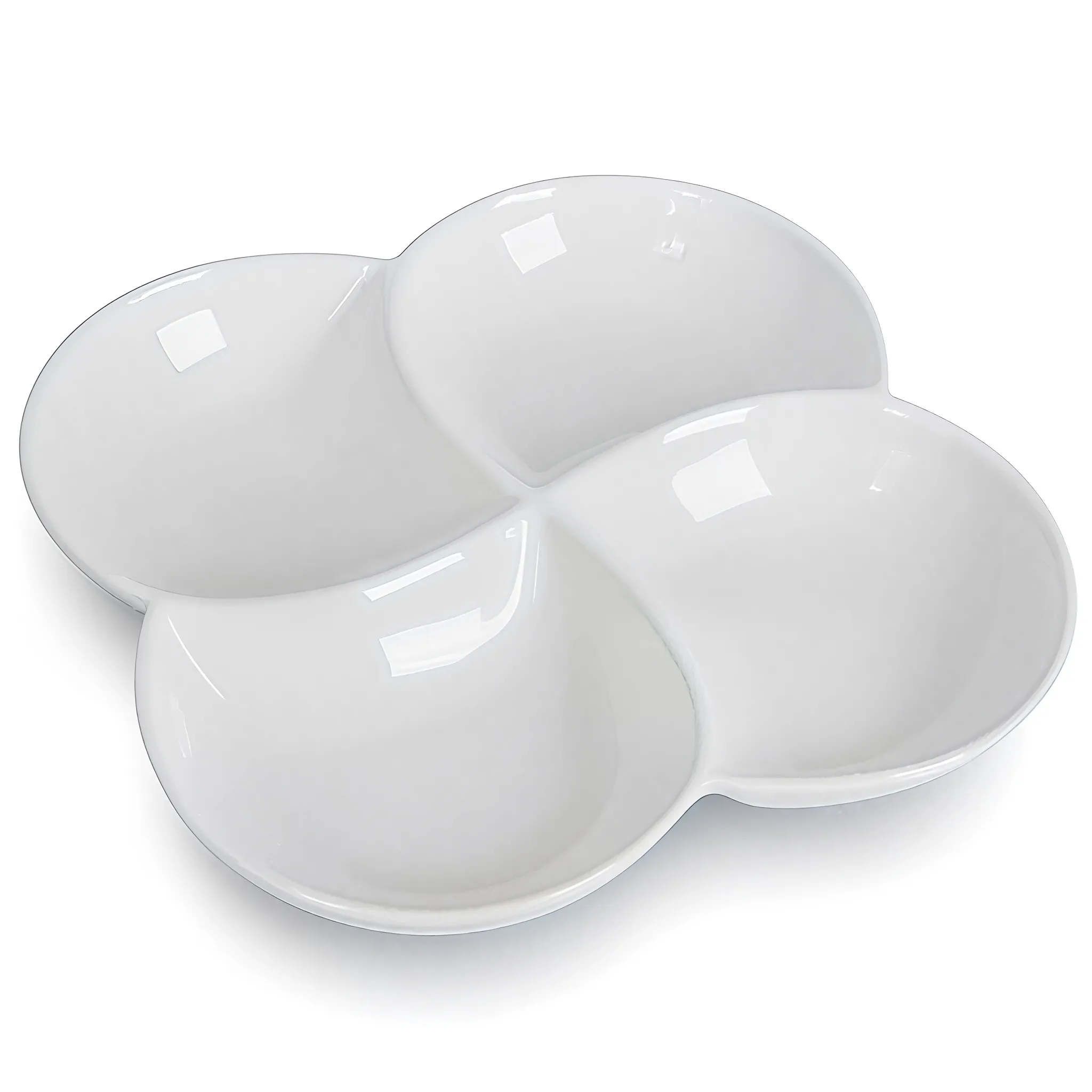 Elegant Scalloped White Porcelain 4-Division Serving Dish - Clover-Shaped Appetizer Platter 26X26x3.8cm